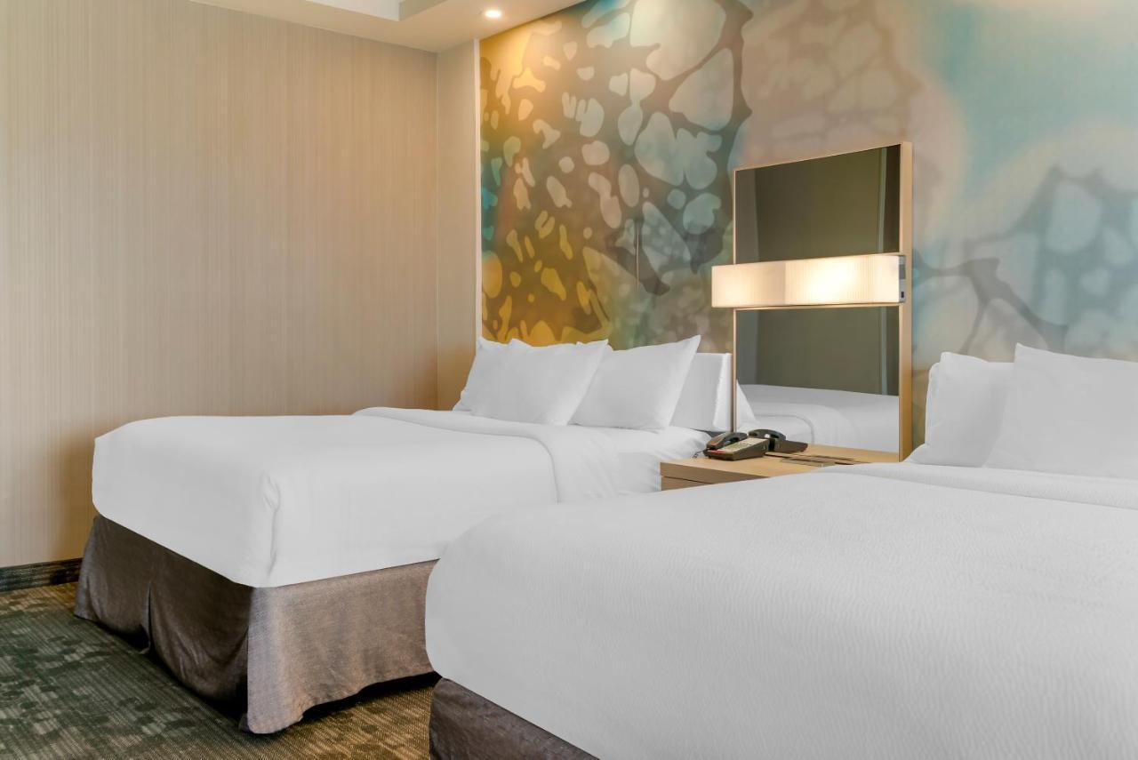 คอร์ตยาร์ด โทเลโด Hotel โตเลโด ภายนอก รูปภาพ