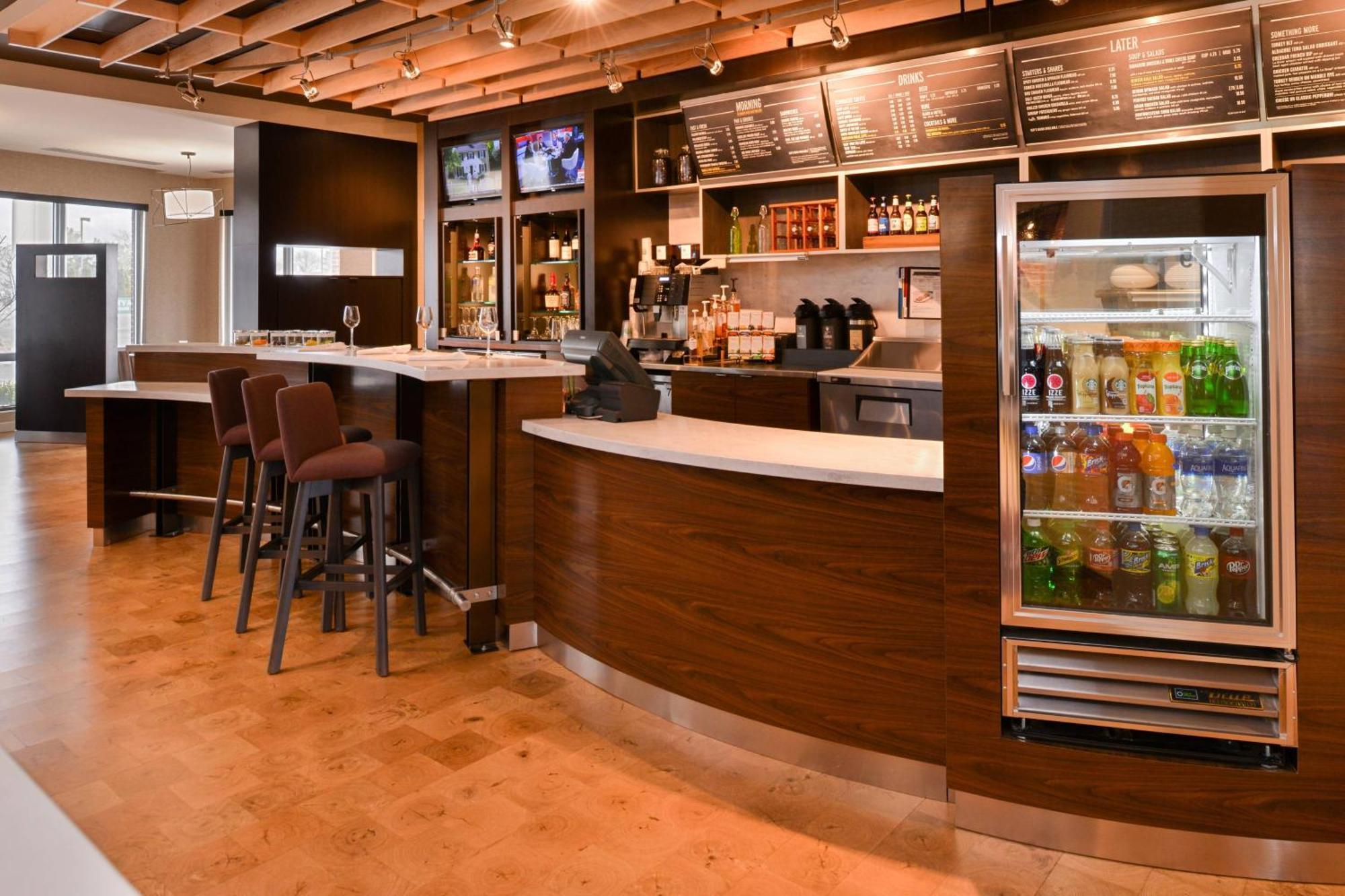คอร์ตยาร์ด โทเลโด Hotel โตเลโด ภายนอก รูปภาพ